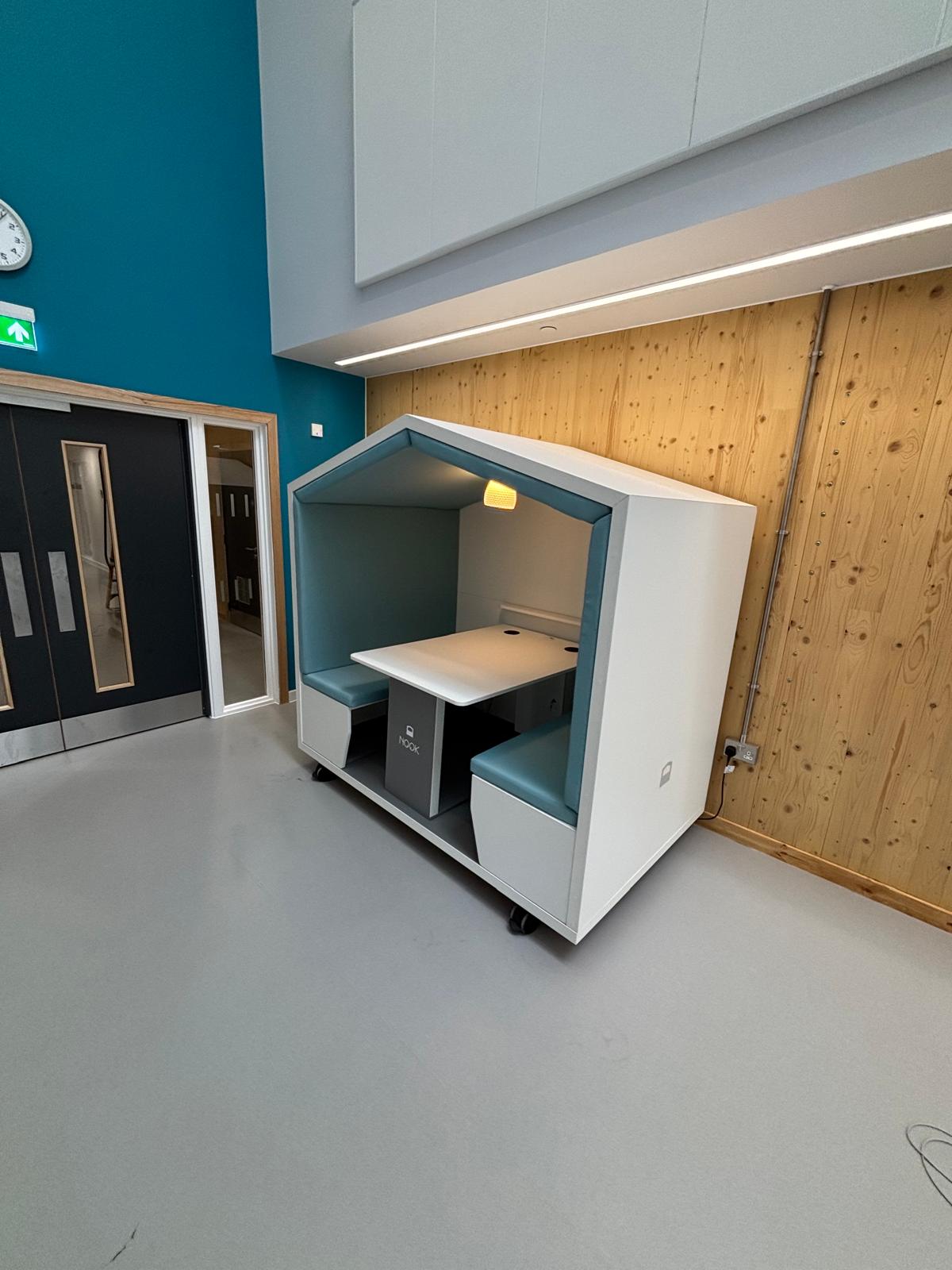 Nook Uni Aberdeen 04